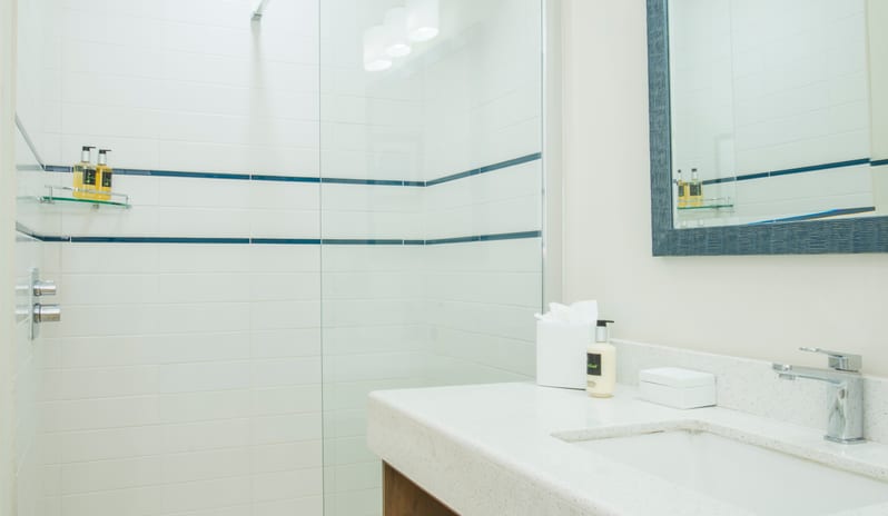 Mount Cinnamon-Cinnamon Suite Bathroom_13739